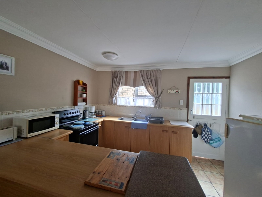 4 Bedroom Property for Sale in Hartenbos Central Western Cape